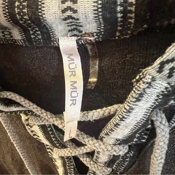 Mür Mür Hoodie with Pattern Detail, Gray, Size L - Picture 4 of 4